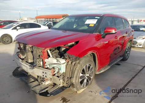 2021 Toyota Highlander Hybrid Xle z USA, uszkodzony, nr VIN 5TDGARAH0MS508394